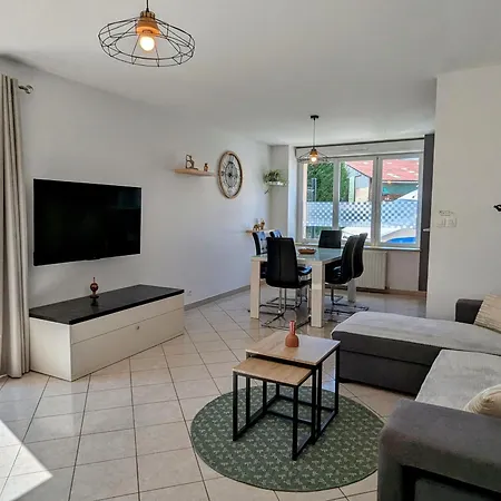 Holiday home Maison Plain Pied Avec Jardin Clos A - Fr-1-585-137 Longchamps-sur-Aire