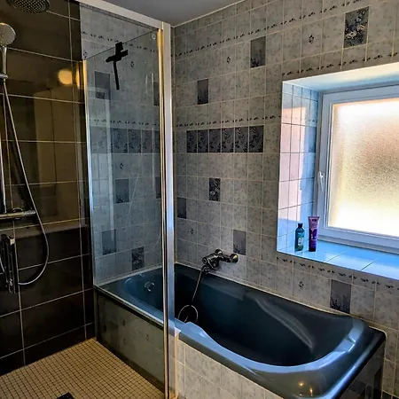 Maison Plain Pied Avec Jardin Clos A - Fr-1-585-137 * Longchamps-sur-Aire