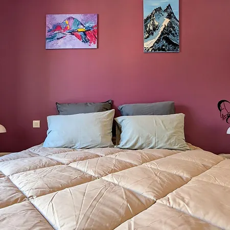 Maison Plain Pied Avec Jardin Clos A - Fr-1-585-137 *