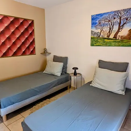 Maison Plain Pied Avec Jardin Clos A - Fr-1-585-137 * Longchamps-sur-Aire